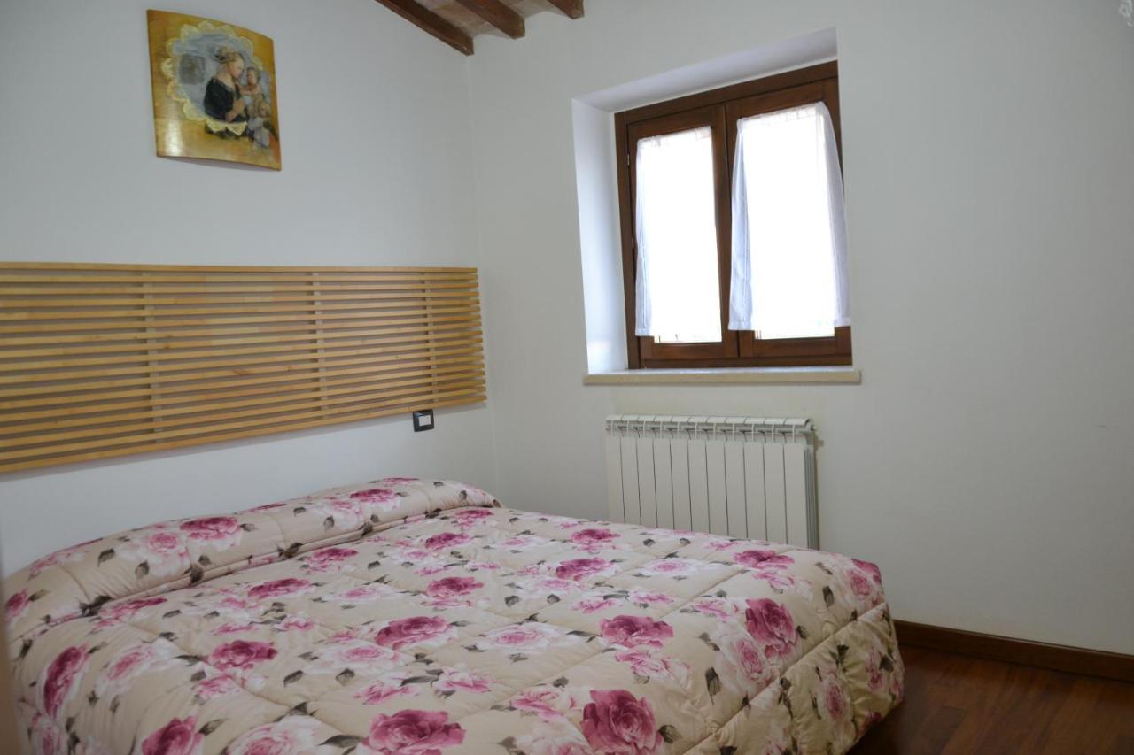 Locazione Turistica Villa Delle Rose Assis Exterior foto