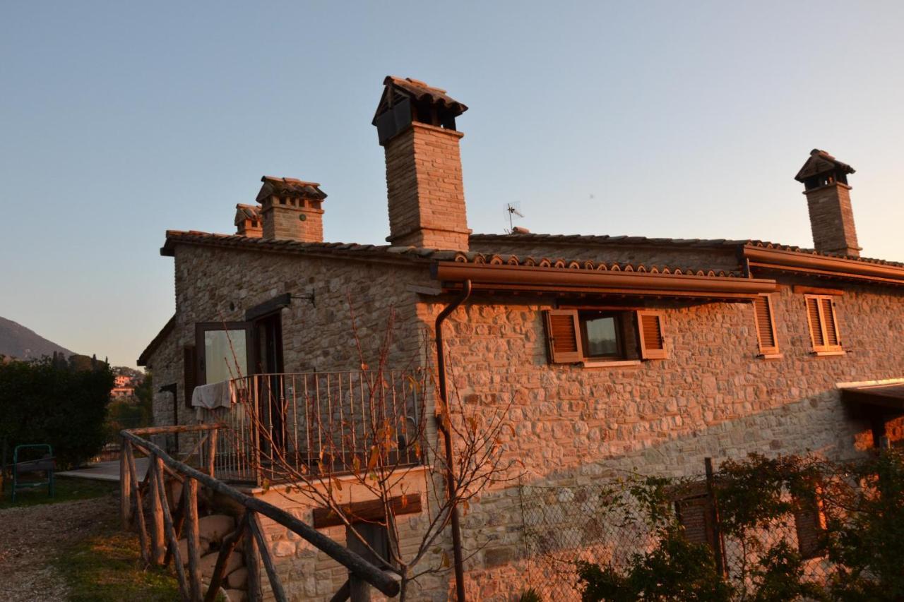 Locazione Turistica Villa Delle Rose Assis Exterior foto